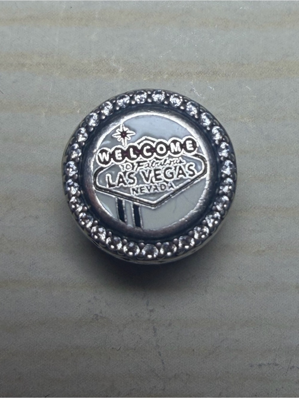Pandora Las Vegas Sign Round Charm - Silver 925 - Picture 1 of 4